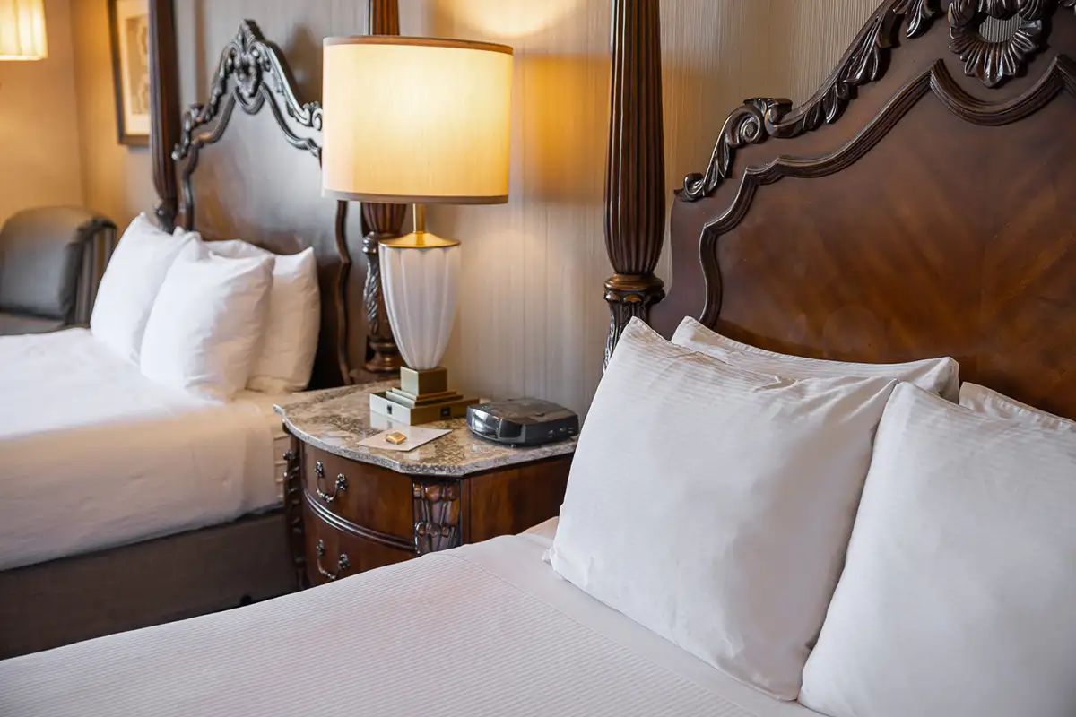 Lancaster County hotel in Amish Farmland