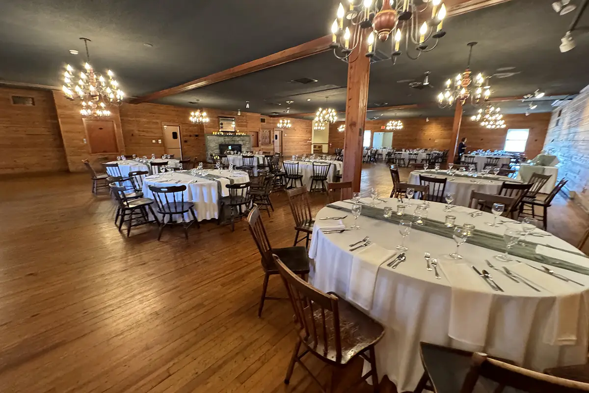 Wedding & Special Event Dining at Plain & Fancy Farm in Amish Country